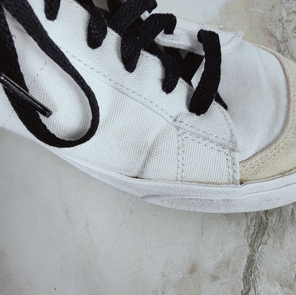 Nike Men's Blazer Low '77 Vintage White Black Canvas Sneakers, 10.5 - Picture 11 of 11